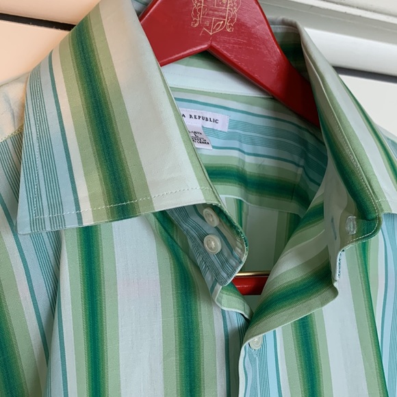 Banana Republic (L) - Picture 3 of 15